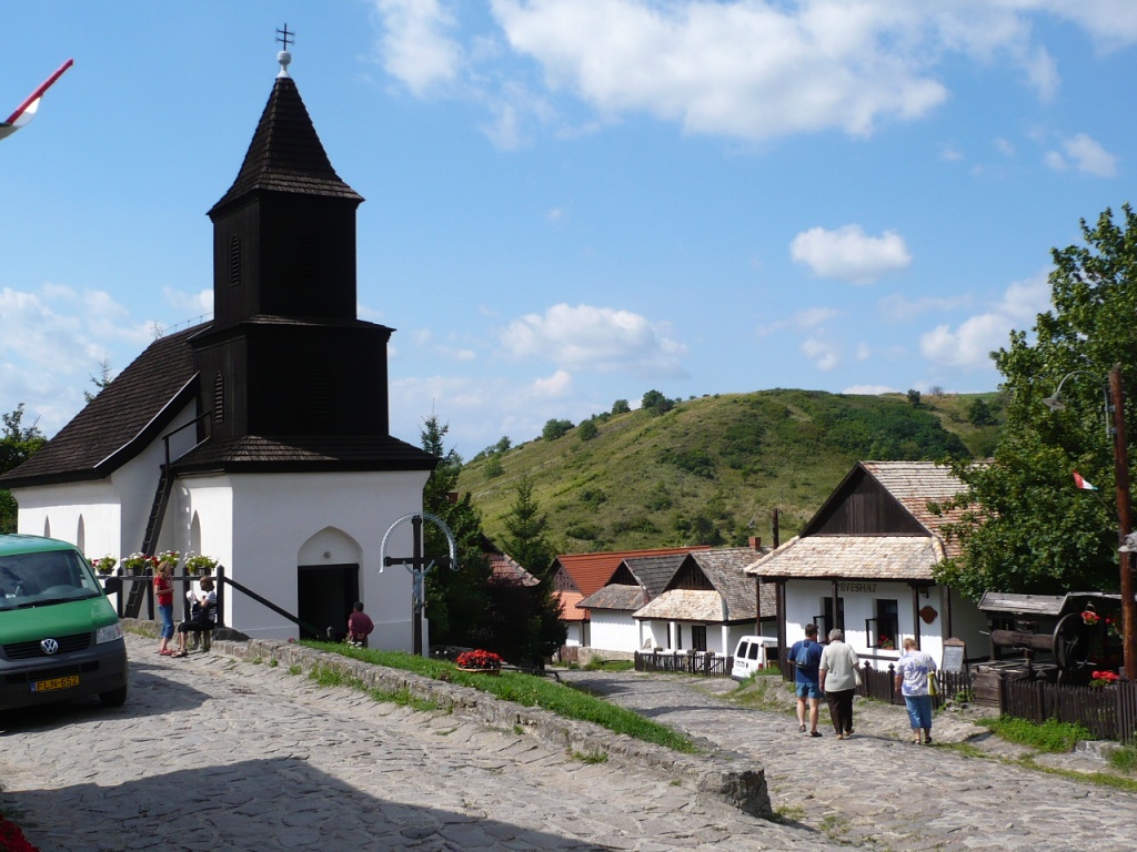 Hollókői falu